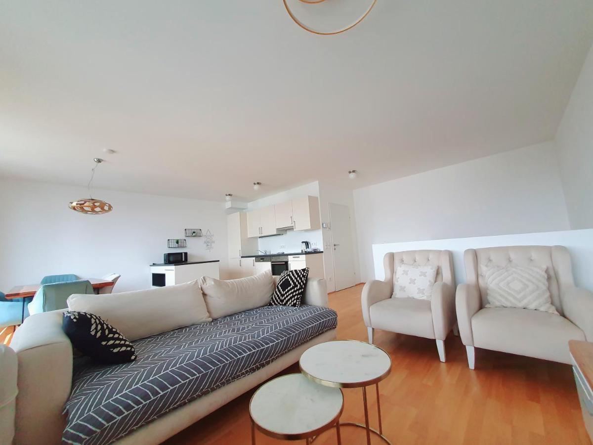 Near Lake Two Bedroom Duplex Apartment Wenen Buitenkant foto