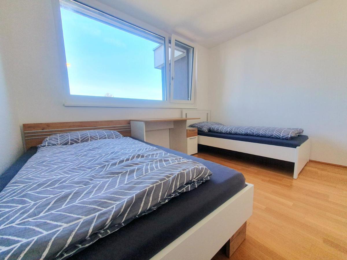 Near Lake Two Bedroom Duplex Apartment Wenen Buitenkant foto